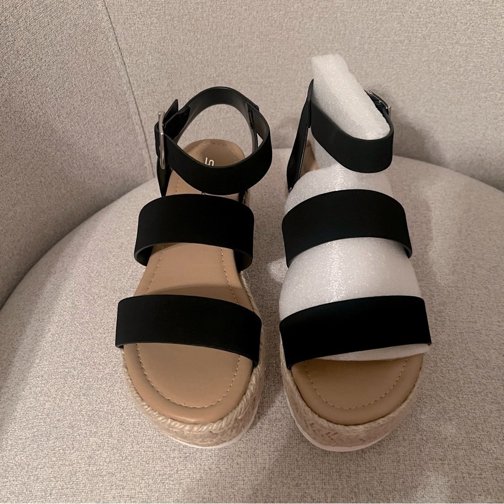 Soda “Bryce” black strappy sandals size 6.5 NWOB - Picture 5 of 8